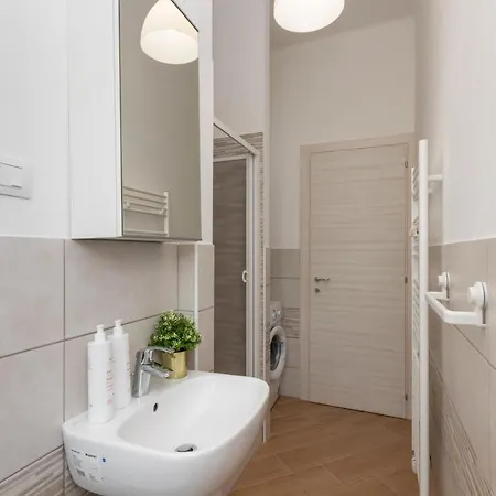 Cialdini Close To The Center By Wonderful Italy