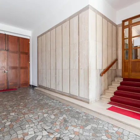 Cialdini Close To The Center Lägenhet *