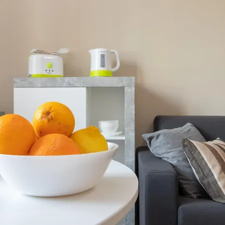 Cialdini Close To The Center *