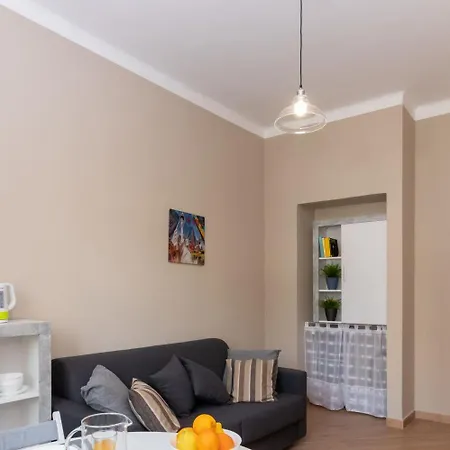 Lägenhet Cialdini Close To The Center *